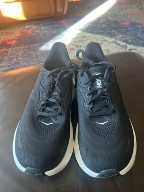 New women’s Hoka Arahi